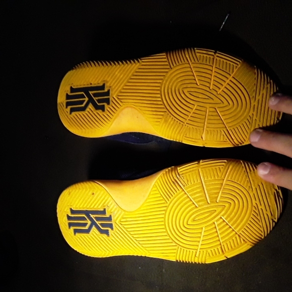Nike kyrie Irving 2 - Picture 2 of 4